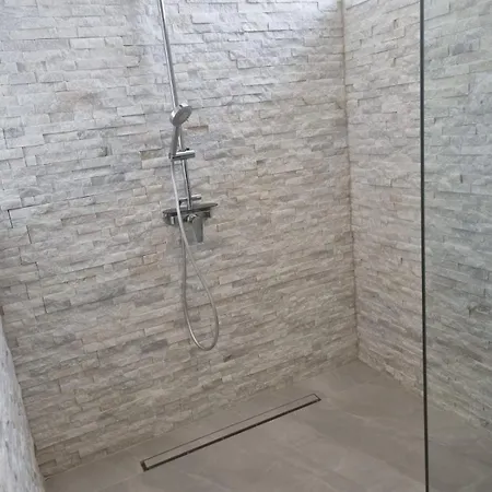 Georgiana Apartment *