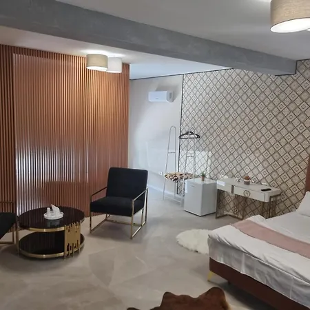 Georgiana Apartment *